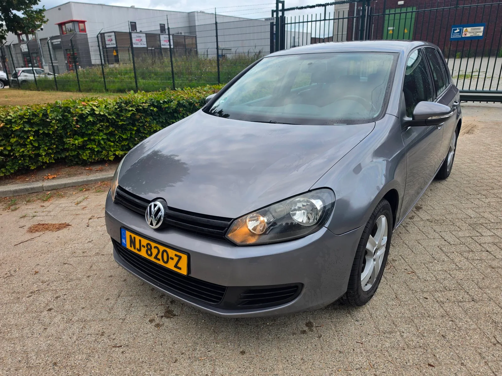 Volkswagen Golf (2009) — foto 1