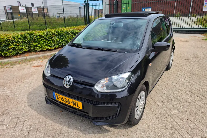 Volkswagen Up! (2012)