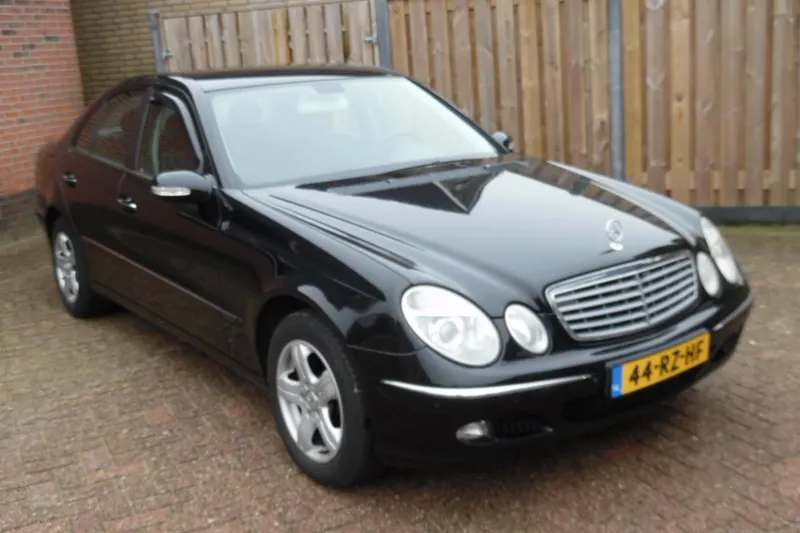 Mercedes-Benz E-Klasse (2005)