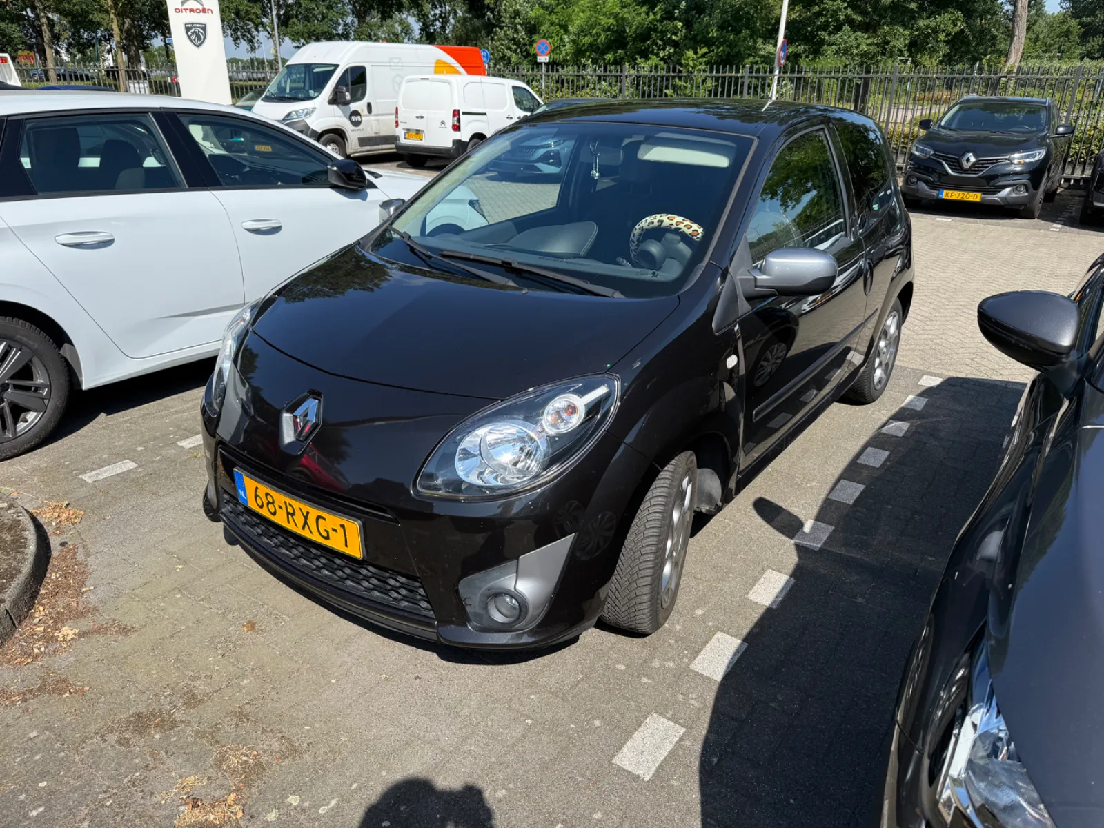 Renault Twingo (2011) — foto 1