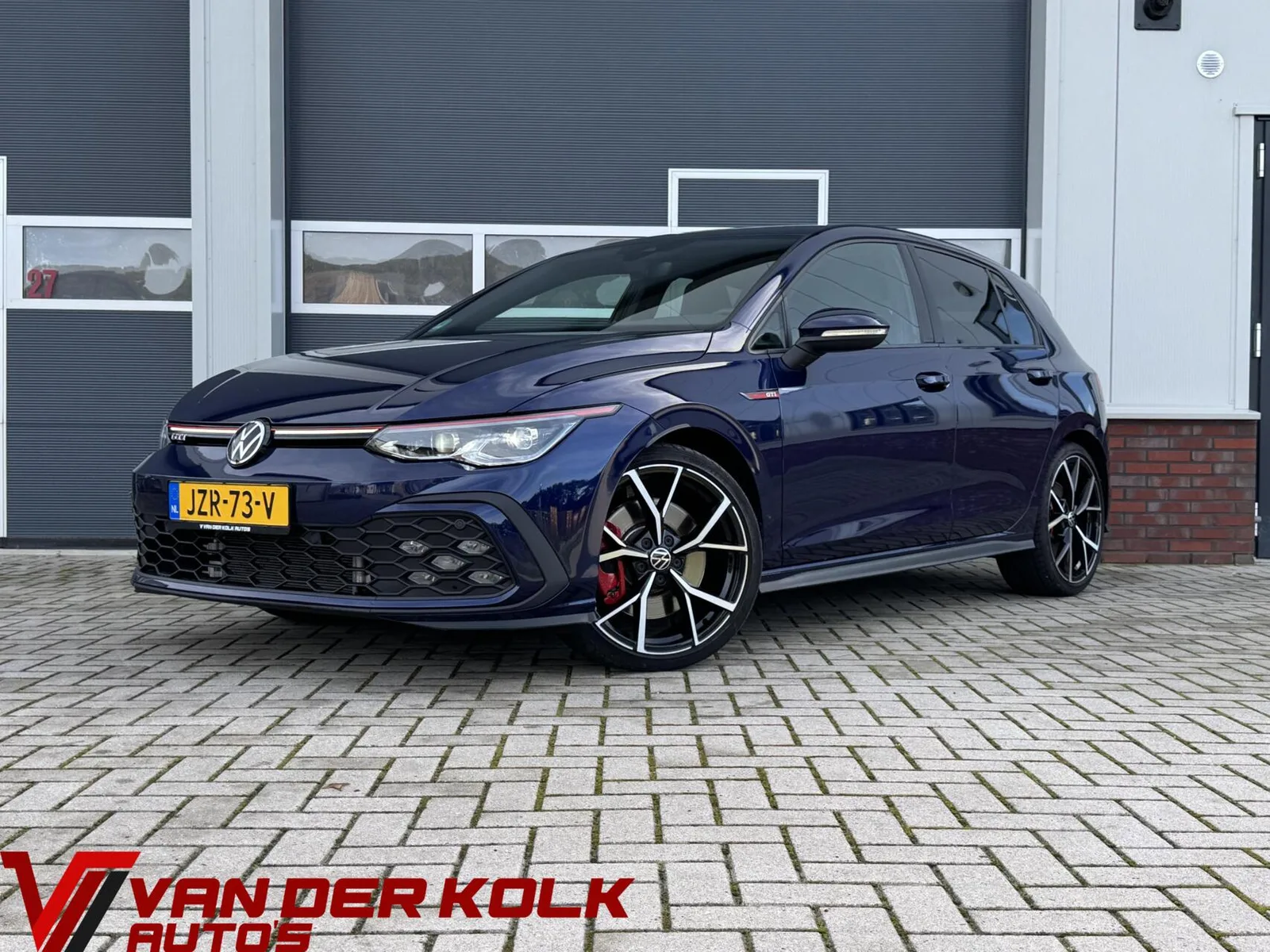 Volkswagen Golf (2022) — foto 1