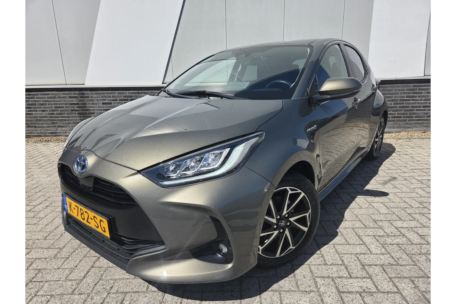 Toyota Yaris (2021) — foto 1