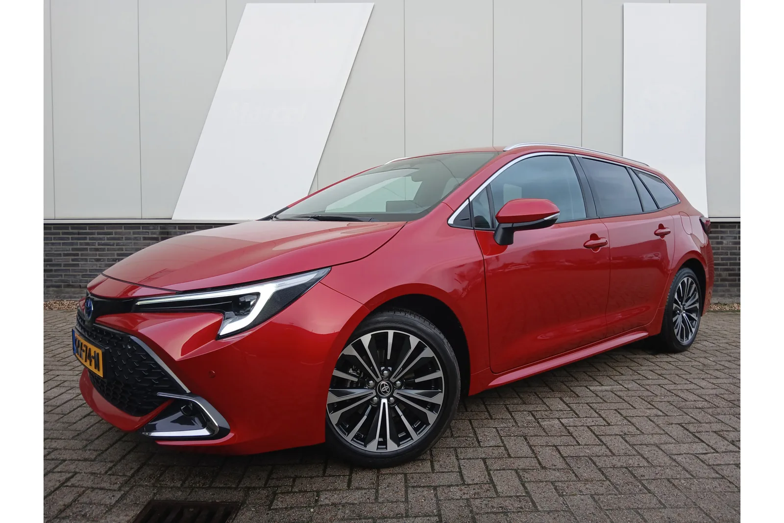 Toyota Corolla (2024) — foto 1