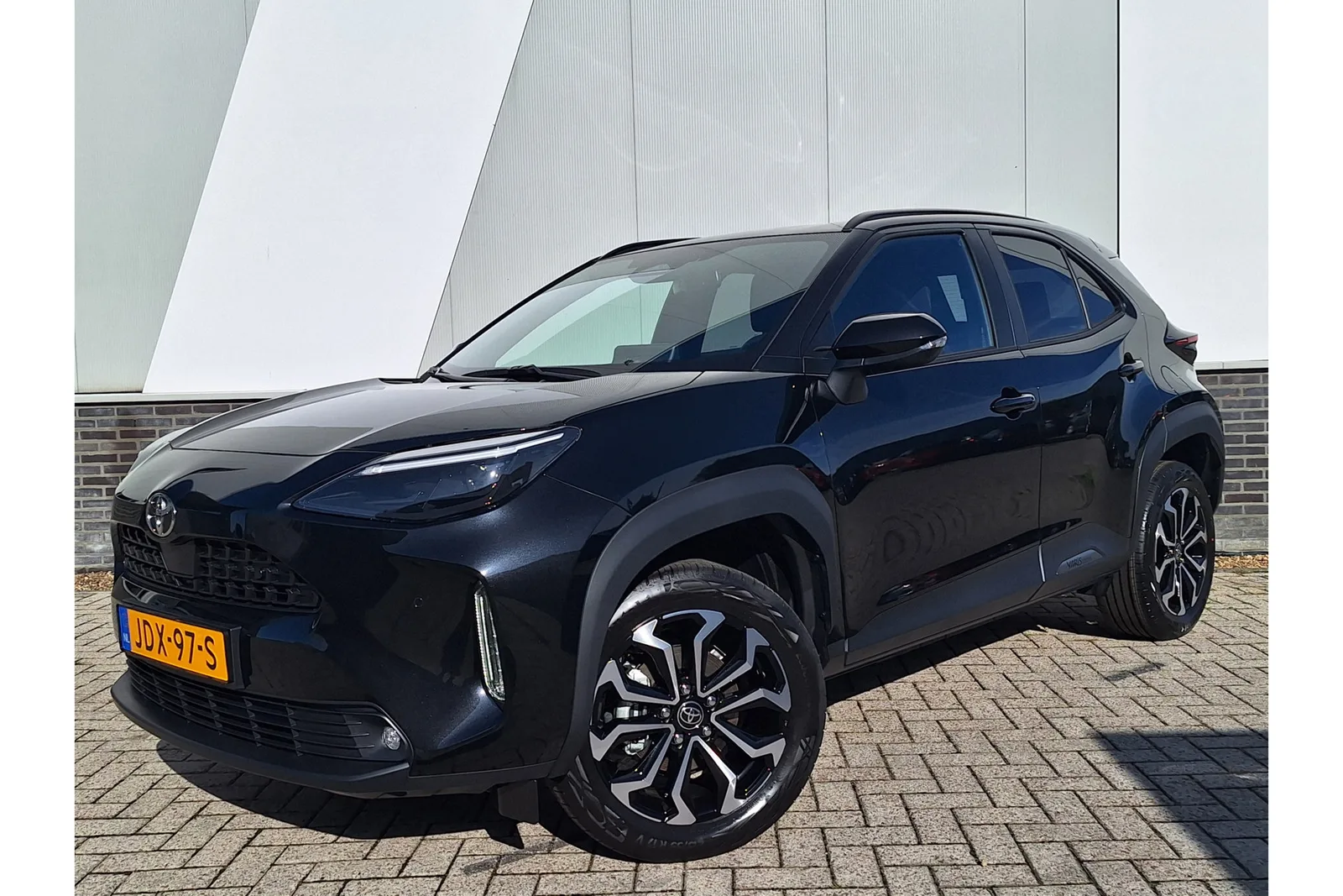 Toyota Yaris Cross (2025) — foto 1