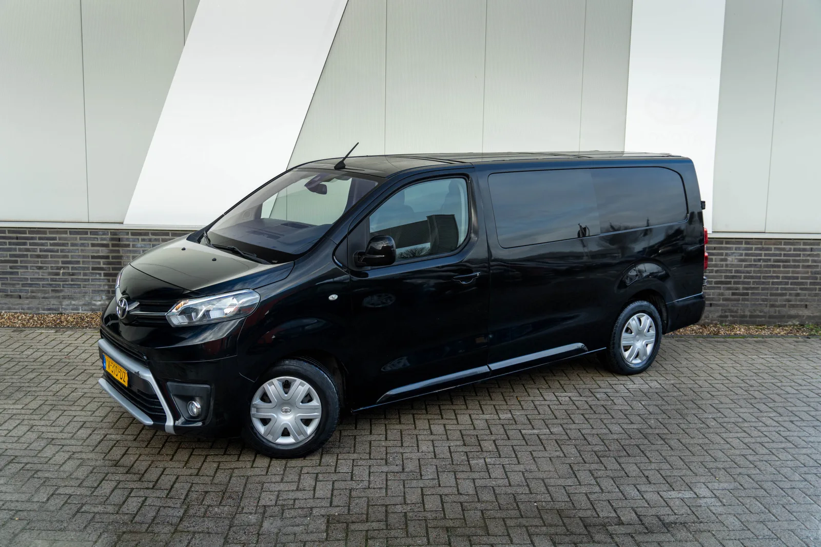 Toyota Proace (2017) — foto 1