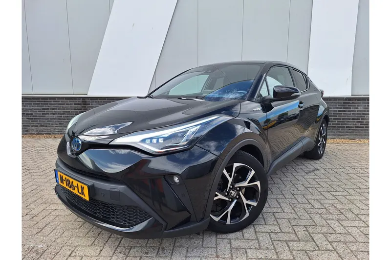 Toyota C-HR (2021)