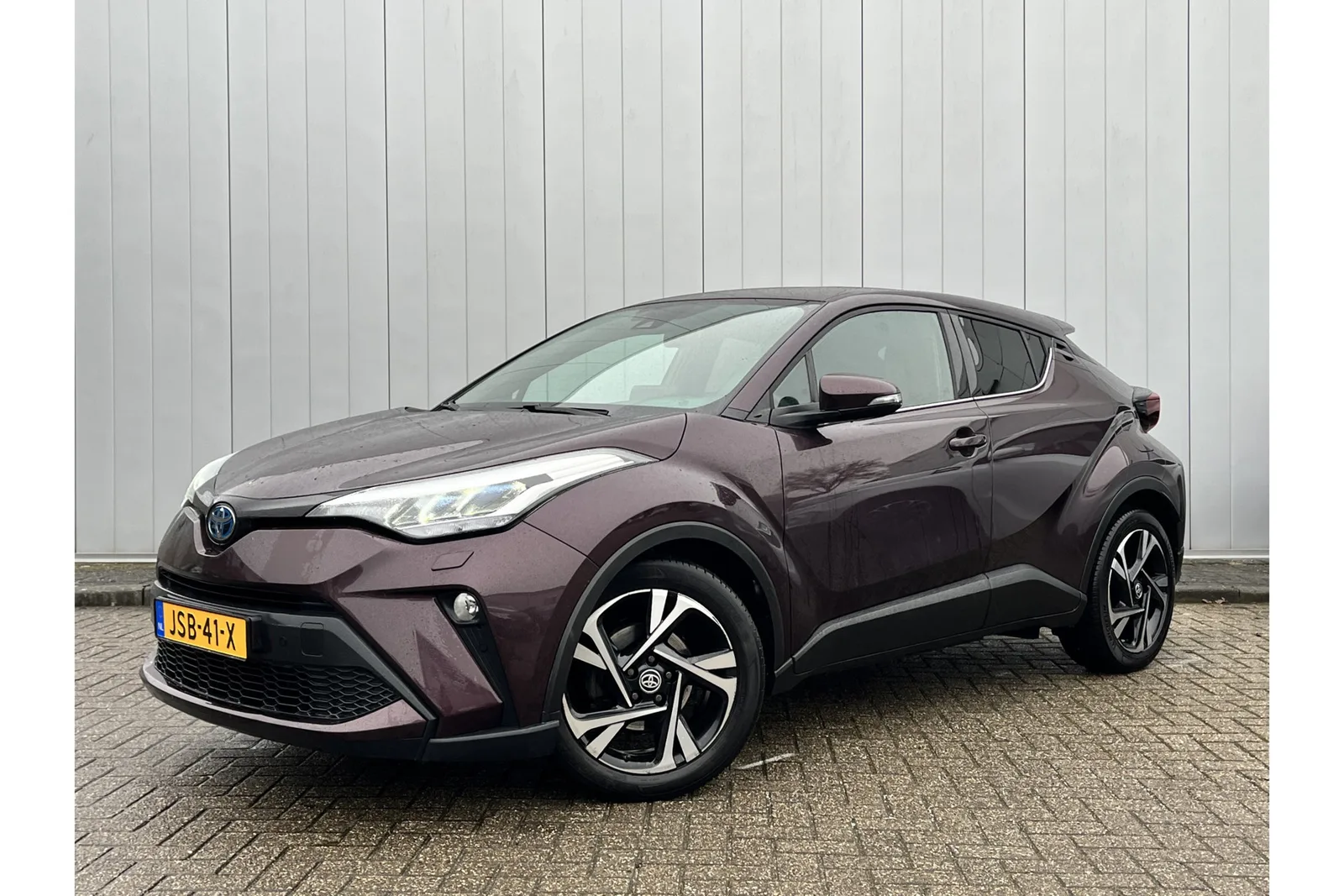Toyota C-HR (2023) — foto 1