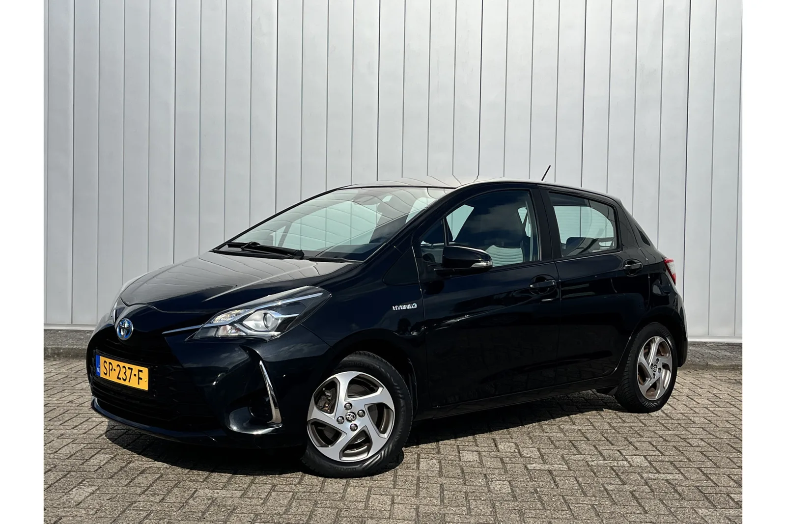 Toyota Yaris (2018) — foto 1