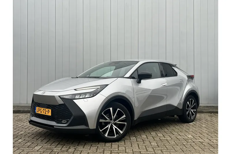 Toyota C-HR (2024)
