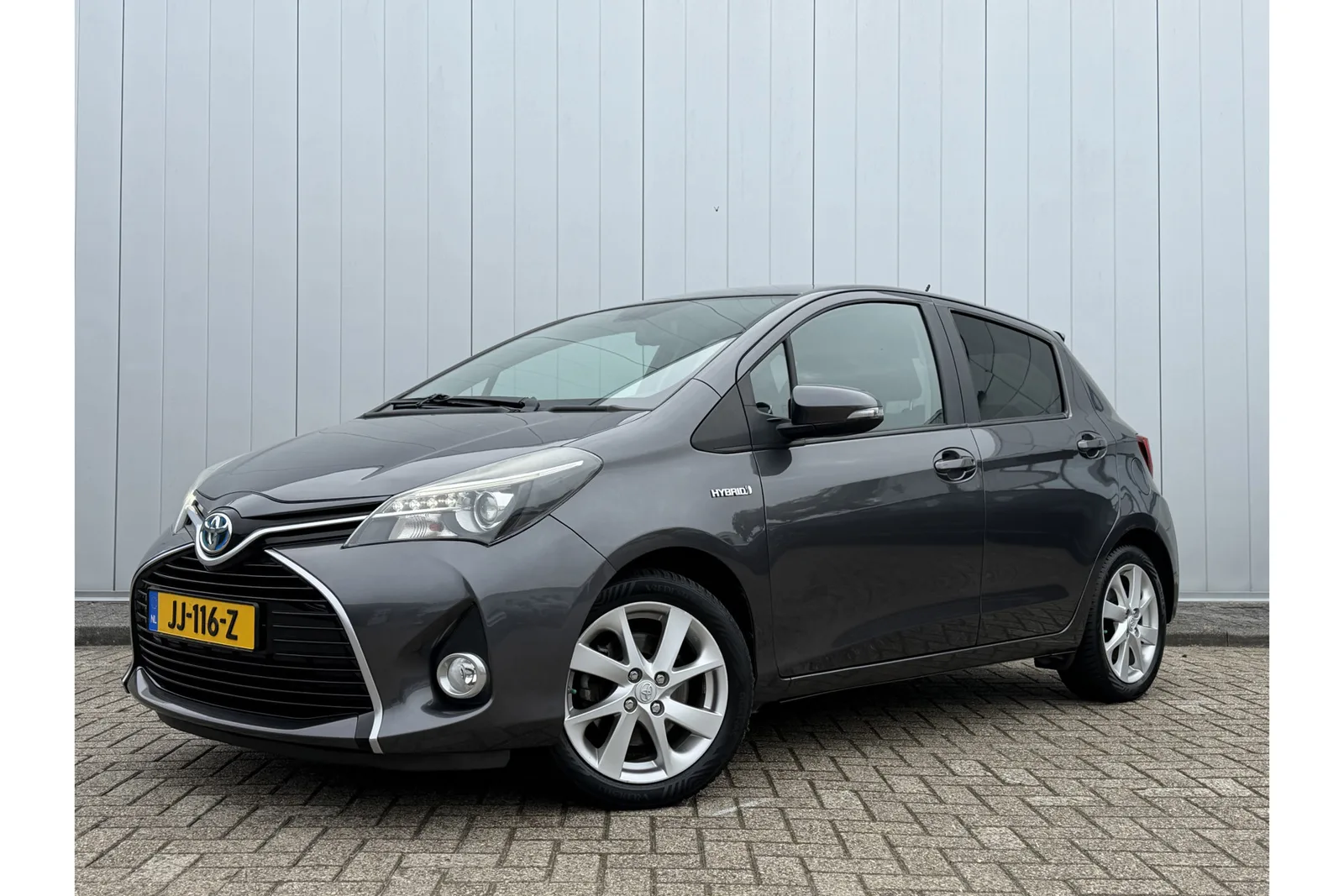 Toyota Yaris (2014) — foto 1