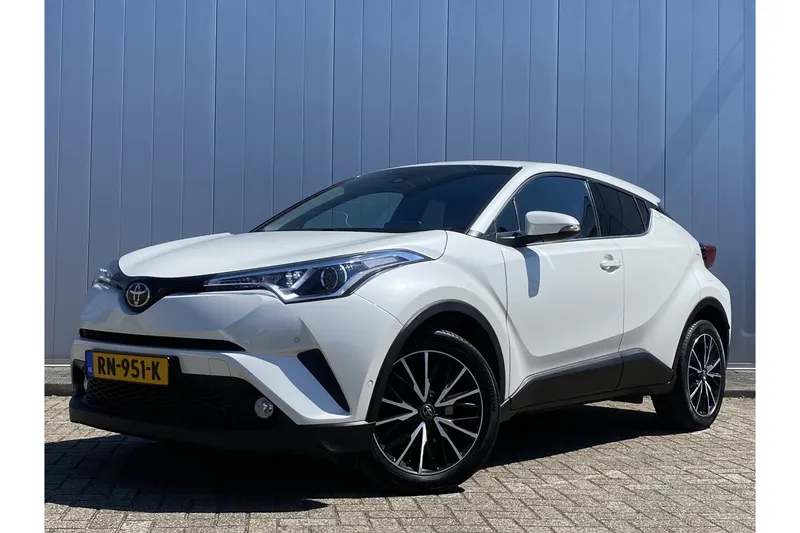 Toyota C-HR (2017)