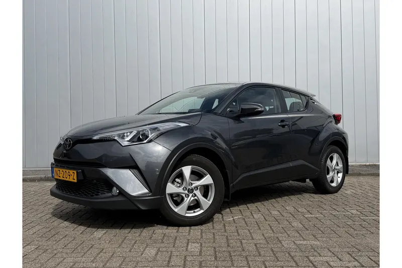 Toyota C-HR (2017)