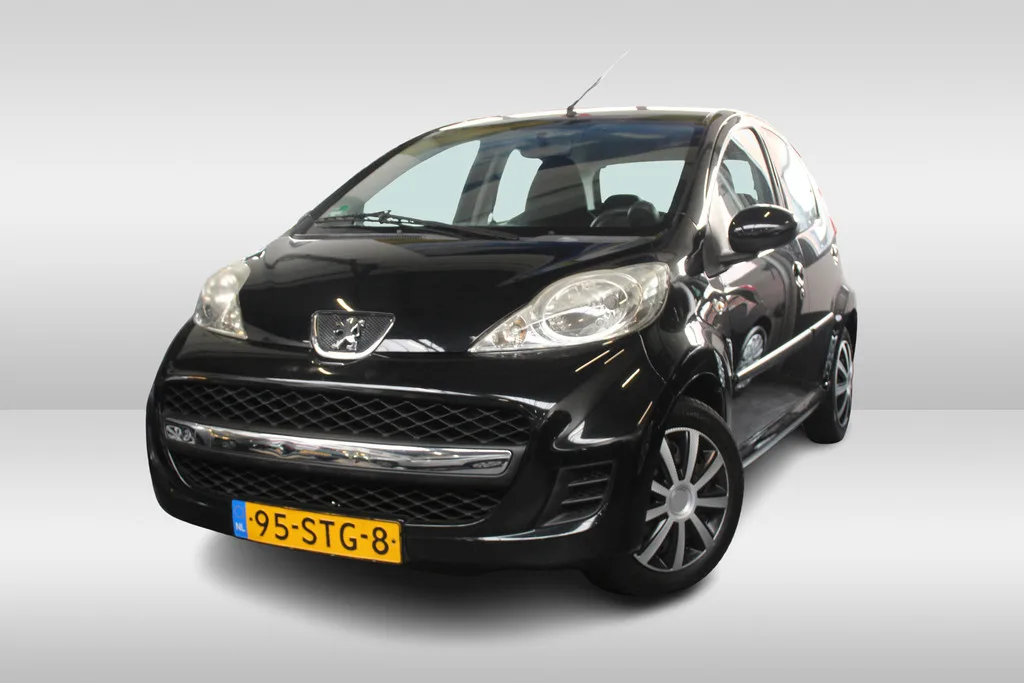Peugeot 107 (2011) — foto 1
