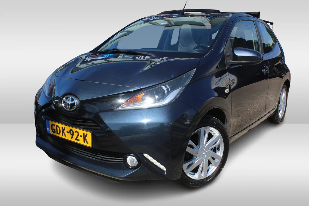 Toyota Aygo (2015) — foto 1