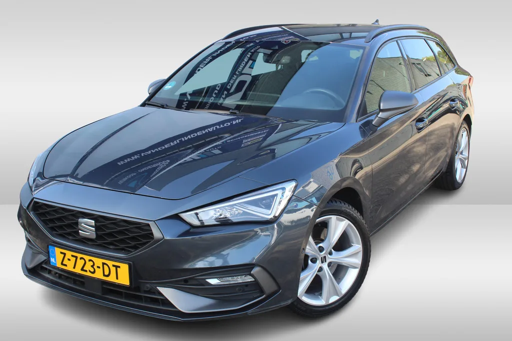SEAT Leon Sportstourer (2021) — foto 1