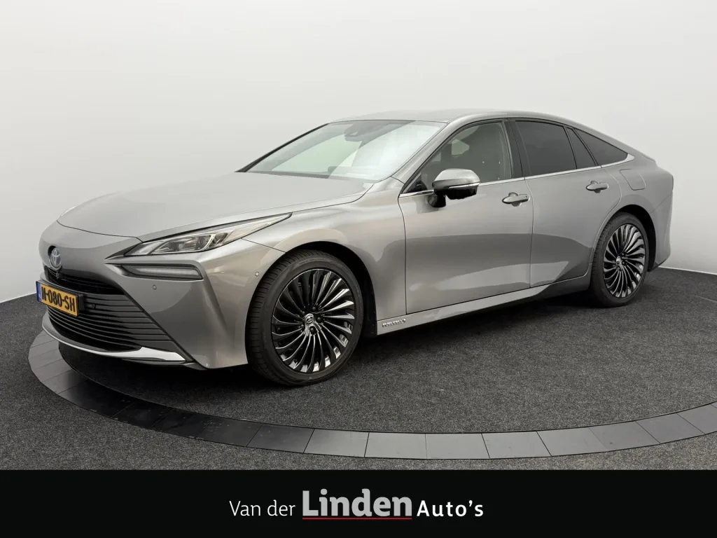 Toyota Mirai (2021) — foto 1