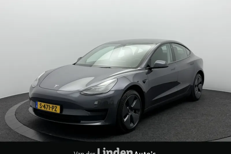 Tesla Model 3 (2023)