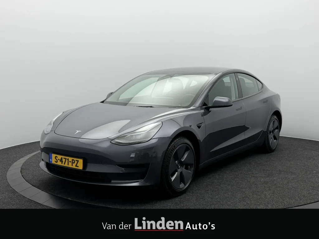 Tesla Model 3 (2023) — foto 1