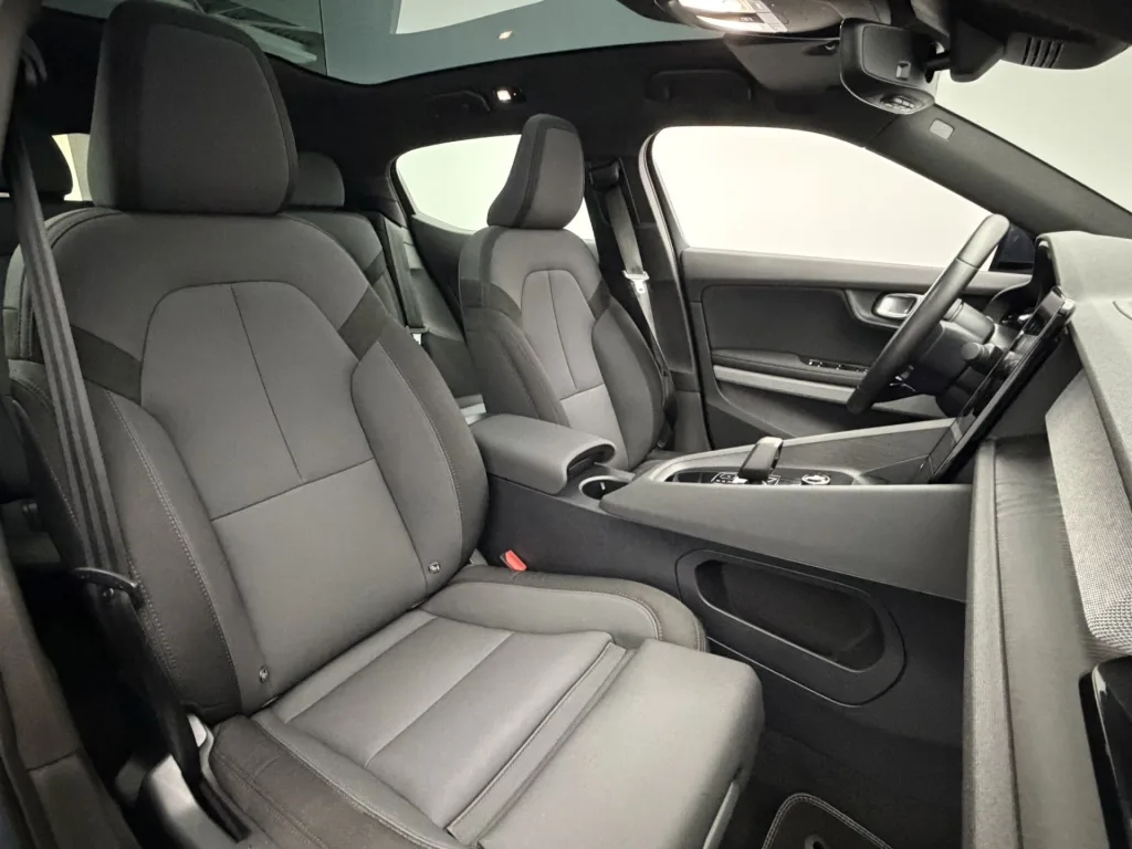 Polestar 2 (2020) — foto 1