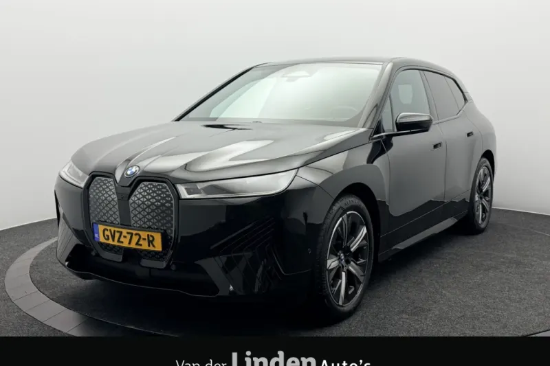 BMW iX (2024)