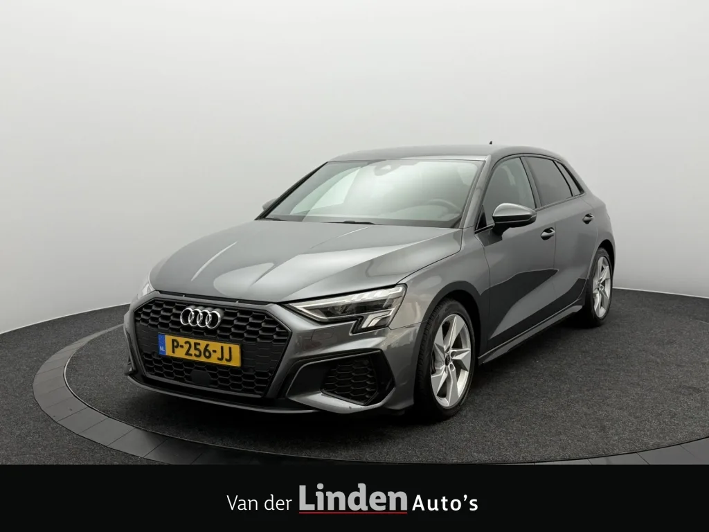 Audi A3 (2022) — foto 1