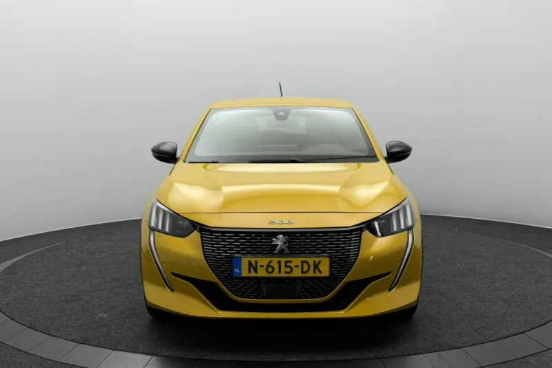 Peugeot 208 (2021)