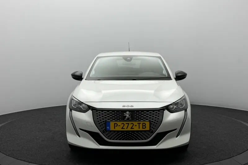 Peugeot e-208 (2022)