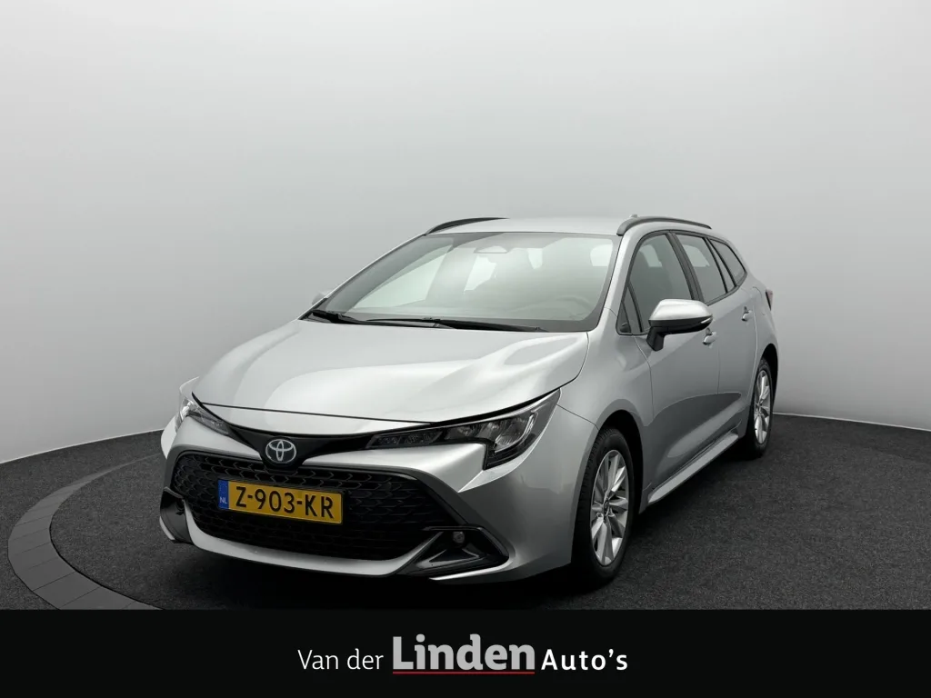 Toyota Corolla (2024) — foto 1