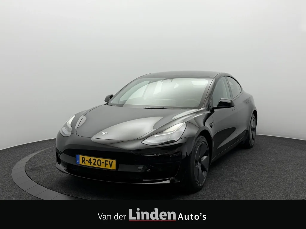 Tesla Model 3 (2022) — foto 1