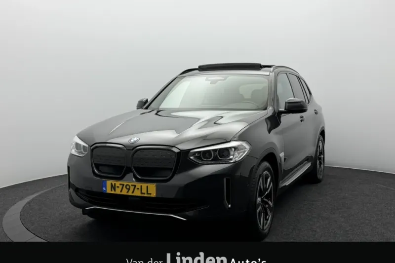 BMW iX3 (2021)