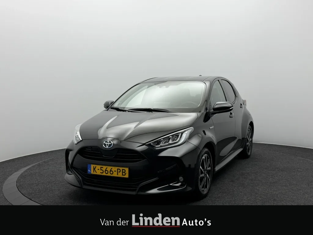 Toyota Yaris (2021) — foto 1