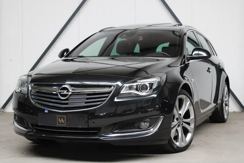 Opel Insignia Sports Tourer (2015)