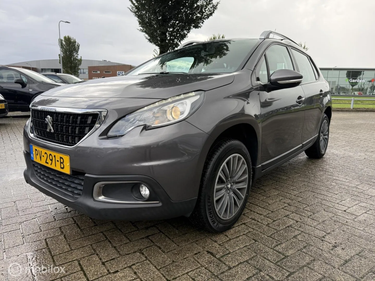 Peugeot 2008 (2017) — foto 1