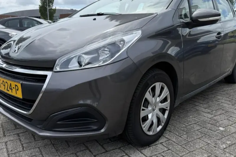 Peugeot 208 (2018)