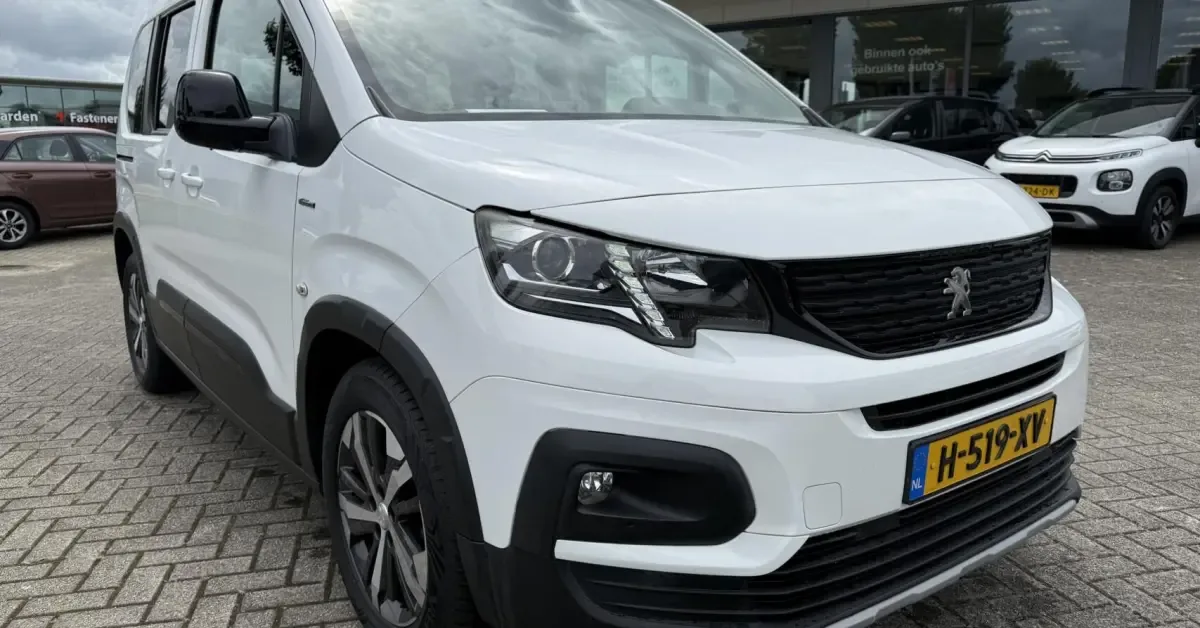 Peugeot Partner (2019) — foto 1