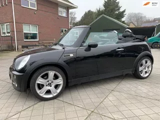 MINI Cabrio (2004) — foto 1