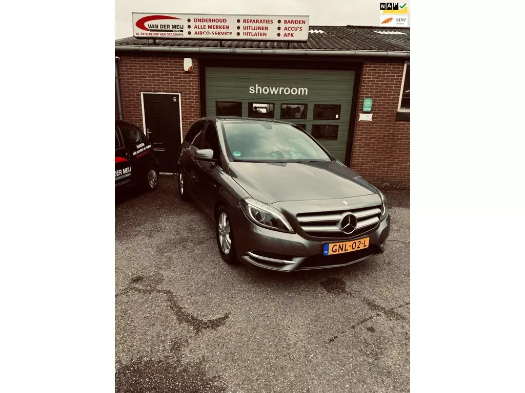 Mercedes-Benz B-Klasse (2012) — foto 1