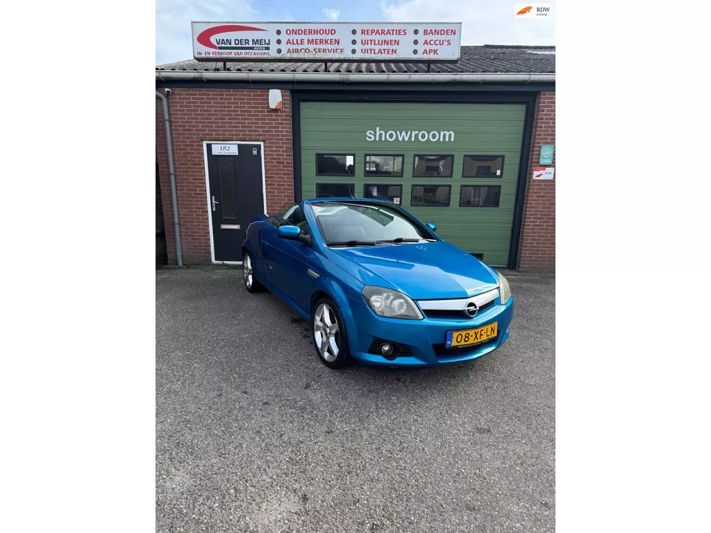 Opel Tigra (2005) — foto 1