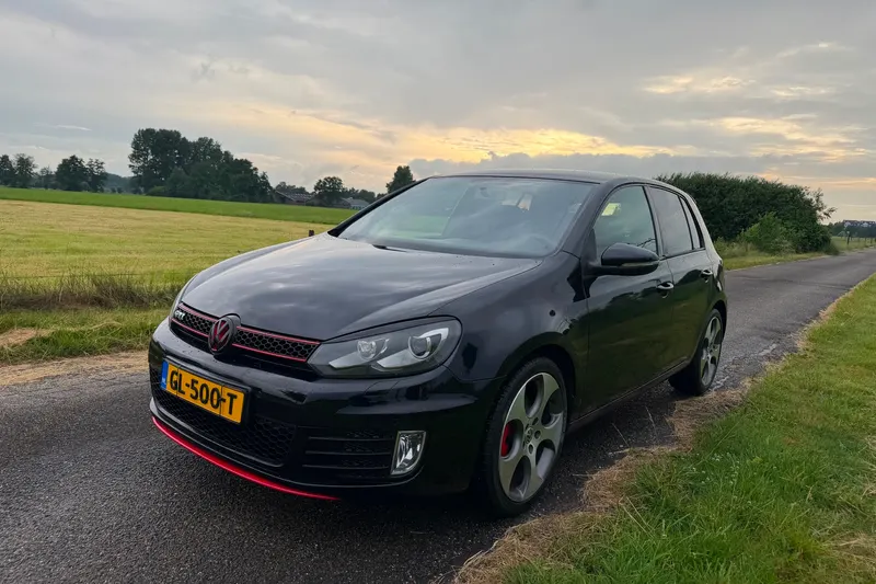 Volkswagen Golf (2010)