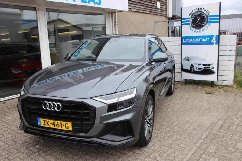 Audi Q8 (2019)