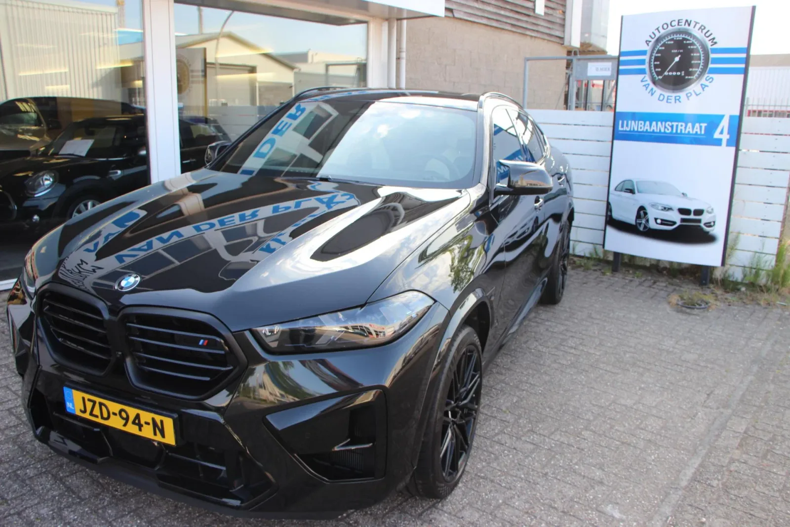 BMW X6 (2024) — foto 1