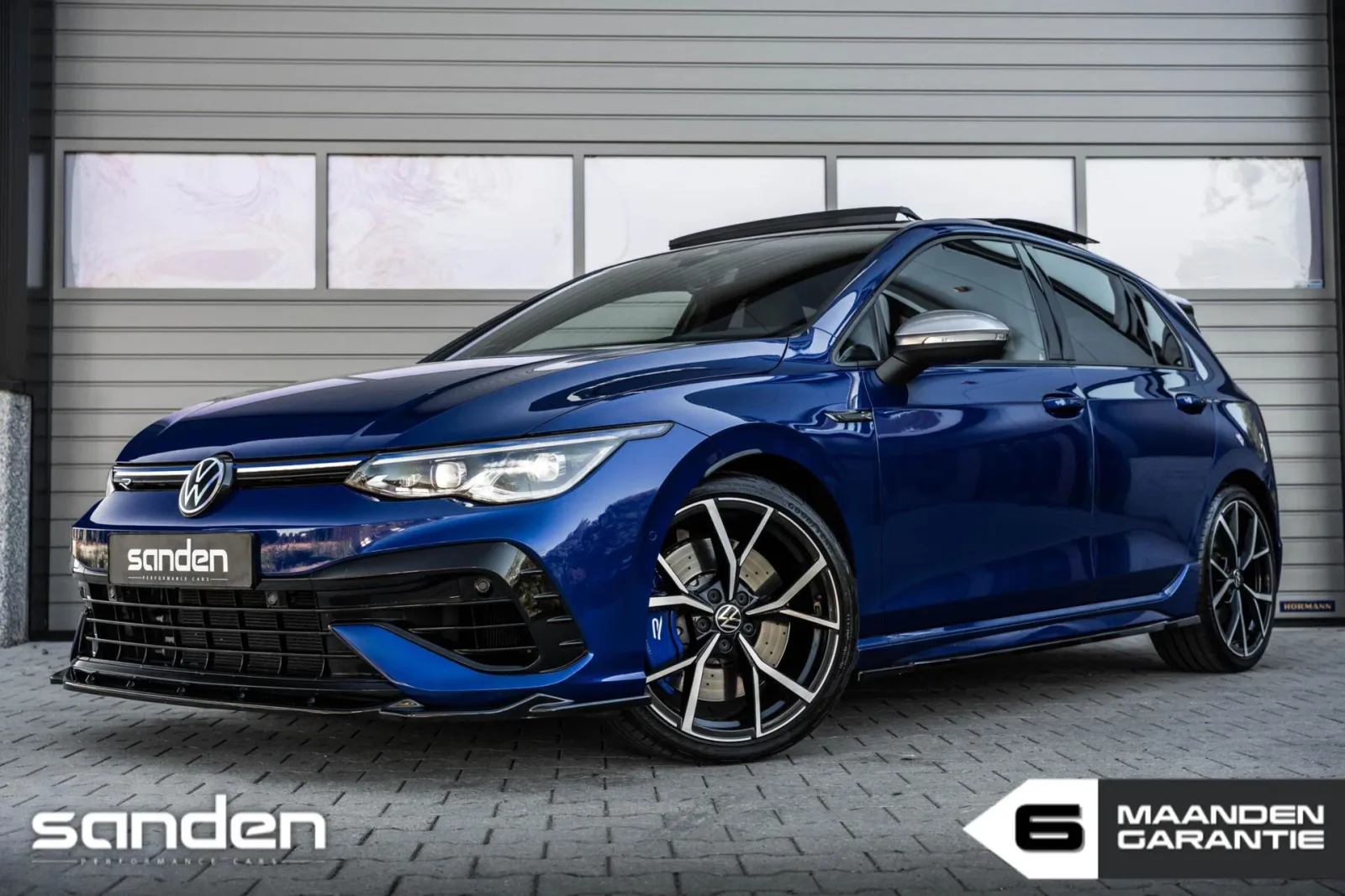 Volkswagen Golf (2022) — foto 1