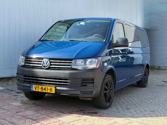 Volkswagen Transporter (2016) — foto 1