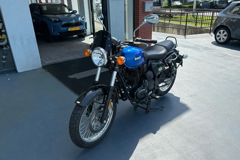 Benelli Imperiale 400 (2024)
