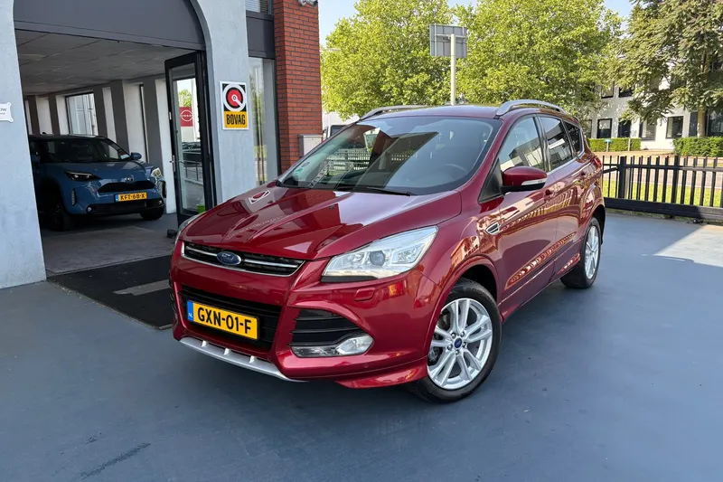 Ford Kuga (2016)