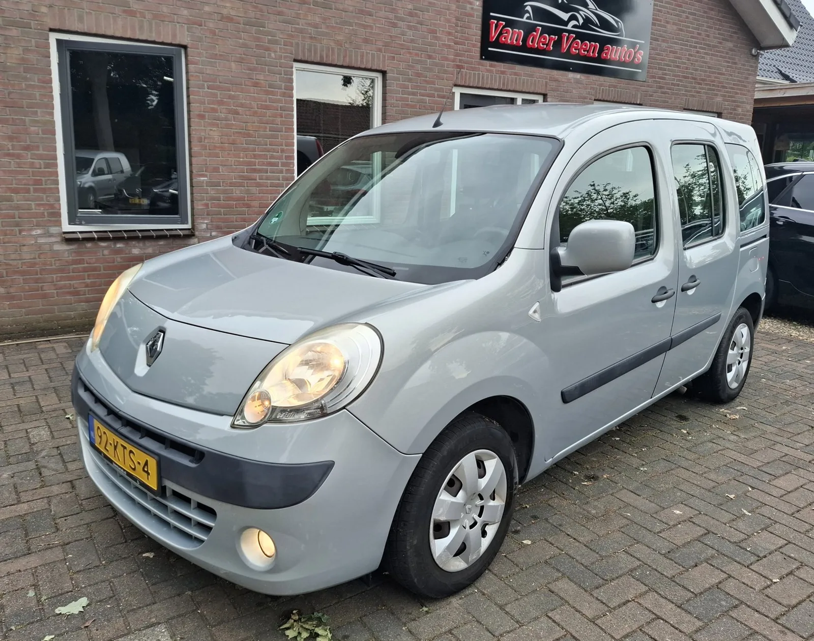 Renault Kangoo (2010) — foto 1