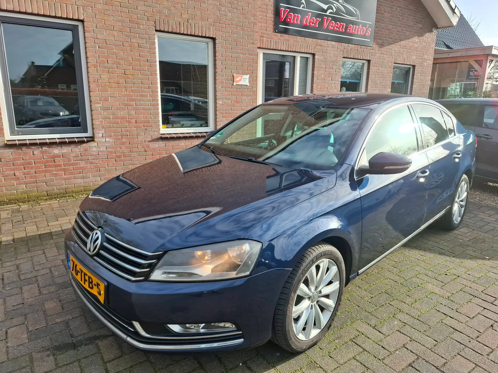 Volkswagen Passat (2012) — foto 1