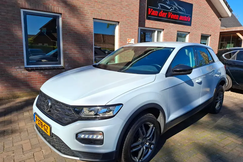 Volkswagen T-Roc (2021)