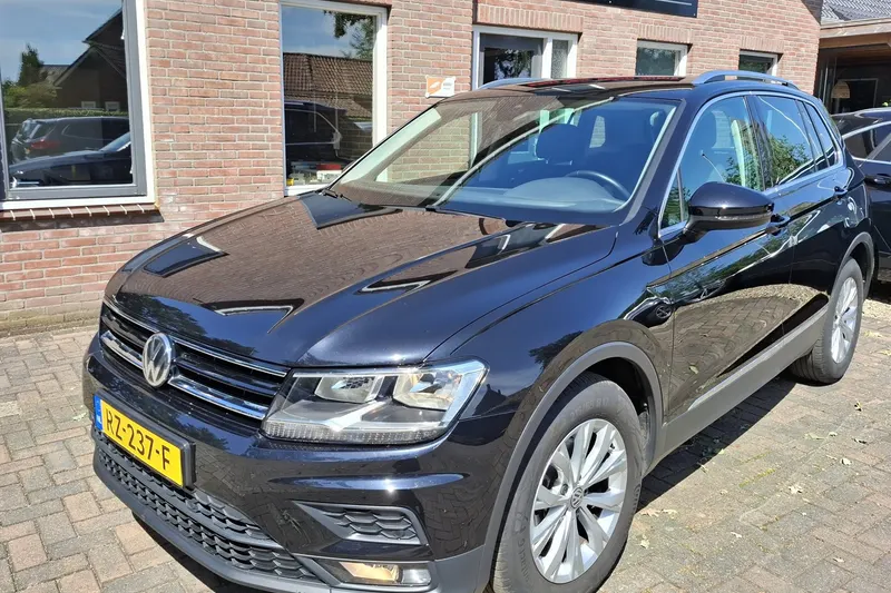 Volkswagen Tiguan (2018)