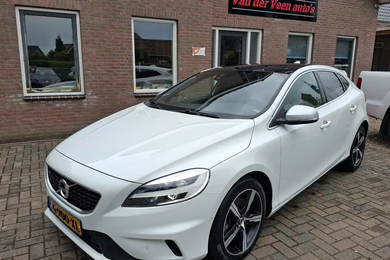 Volvo V40 (2019)